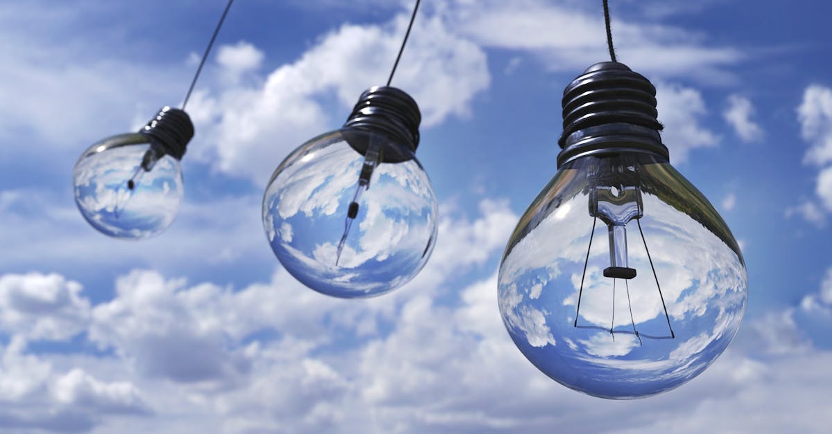 découvrez l'énergie solaire, une solution renouvelable et durable qui transforme la lumière du soleil en électricité. apprenez-en davantage sur ses avantages, ses applications et son impact positif sur l'environnement.