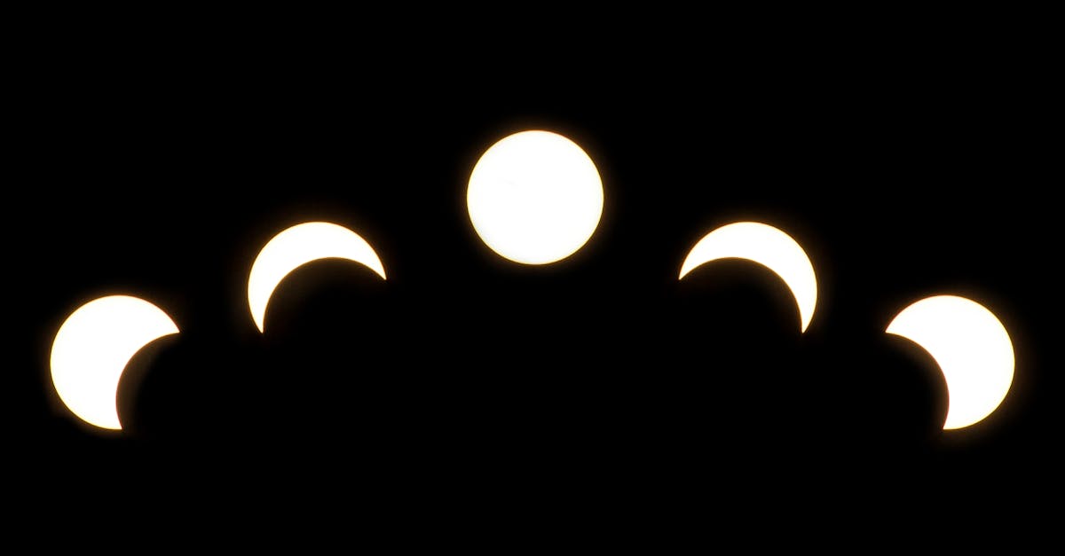 découvrez notre kit solaire complet, idéal pour optimiser votre production d'énergie renouvelable. parfait pour les maisons, les camping-cars ou les aventures en plein air, il vous permet de profiter d'une énergie propre et économique partout où vous allez.